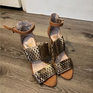Vince Camuto Brown and Gold Heels with Metallic Accents
